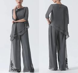 Pantsuit Jumpsuit Moeder van de Bruid Jurken Plus Size Juweel Hals Vloer Lengte Chiffon 3/4 Mouw Avondjurken Kant Applicaties Dames Party Formele Wear 2021 Al9481