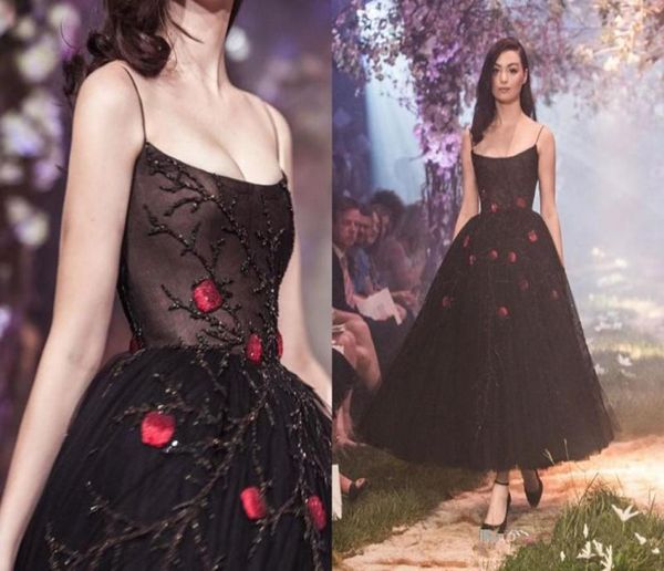 Paolo Sebastian 2020 Nuevos vestidos de noche Correas espaguetis con cuentas negras Vestidos de fiesta con flores rojas Hasta los tobillos Ocasión especial D7282209