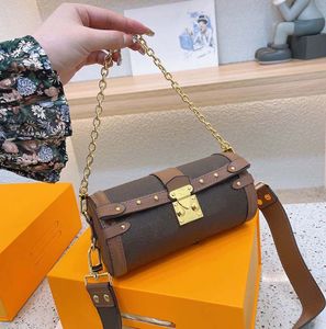 PAPILLON TRUNK bandolera de diseñador Mujer Bolso de hombro cilíndrico dorado Luxurys Bolso de alta calidad Cross Body Small Bag lock Monederos de embrague con caja