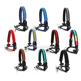 Paracord handvat met kompas past brede mond fles thermo fles 12 oz tot 64 oz herbruikbare sportflessen handvatten accessoires overlevingskoord met veiligheid ring / carabiner