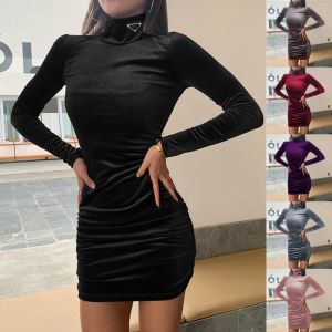 Parada Designer Brand Dames High Neck Velvet Dress 2024 Nieuwe slanke jurk met lange mouwen Casual jurken Sexy Fashion Hip Dress Plus Size Rok maat S-3XL