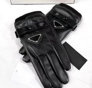 Pard Glove Lujo A prueba de viento Cálido Calidad superior Deporte PU Guantes de cuero Piel Interior Marca Mitones Cinco dedos Medio dedo Negro con etiqueta al por mayor