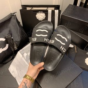 Parijs 2023 Nieuwe Luxe Designer Chanele Vrouwen Sandalen Kanaal Gewatteerde Ch Dubbele Jelly Stijl Casual Vrouwen Platte Slippers Zomer Strand Vrouwen Slides Macaron Sandalias 03