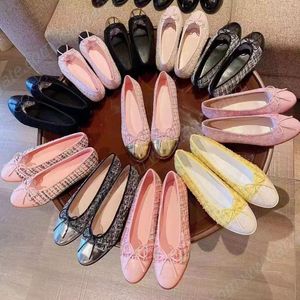 Topkwaliteit Parijs Designer Ballet Platte Casual Schoenen Lederen ballerina's vrouw Loafer Schoenen Kleding Schoenen sandalen Party Luxe Ronde Neus Vissersschoenen sport