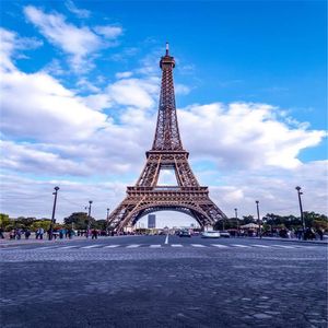 Paris Eiffel Tower Pographie fond de fond imprimé Blue Sky White Cloud