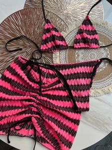 Paris Fashion TricoT 3 pièces Bikini Set Jupe de luxe Suivi de baignade rayée de maillot de maillot de maillot de bain sexy