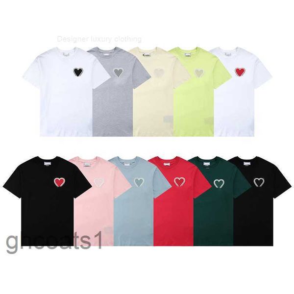 Paris Fashion Diseñador para hombre Camiseta bordada Corazón rojo Color sólido Big Love Cuello redondo Camiseta de manga corta para hombres y mujeres con el mismo párrafo Nijy Q1E6