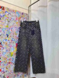 Paris Itlay Skinny Mens Purple Jeans Casual Street Fashion Pockets Men de chaud Femmes Femmes Couple Outwear Ship gratuit F569S