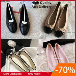 Designer de luxe à Paris Ballerines noires Chaussures Marques pour femmes Cuir véritable matelassé Slip on Ballerina Round Toe Ladies channel Zapatos De Mujer dfhbv