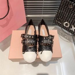 Parijs Luxe Designer Schoenen Zwart Roze Platte Balletschoenen Merkschoenen voor dames Gewatteerde leren balletschoenen Ronde neus Formele leren damesschoenen Geklede schoenen