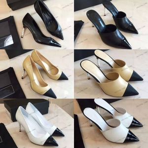 Paris Dames Sandalen Dress Shoe Pearl verfraaid 8 cm hoge hakpompglaasjes Vintage Heel Mule Interlocking C 2024 Slippels Huwelijksfeest Stiletto's Glides