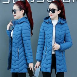 Parka à capuche veste d'hiver 2023 coréen épais vers le bas coton vêtements femme d'âge moyen manteau mère chaud longue vêtements d'extérieur XL6XL 231220