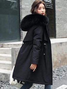 Parkas 2022 Nouvelle veste d'hiver Femme Coton Coat Femelle épaisse chaude parka décontractée Vêtements d'hiver Big Fur Parkas Hooded Overcoat Mujer