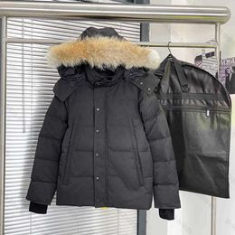 Parkas Manteaux Hommes Femmes Designers Down Vestes Veste Homme Hiver Puffer Big Fur Hoody Vêtements Fourrure Lettres Imprimées Outwear Designer Canadien Parkas070r