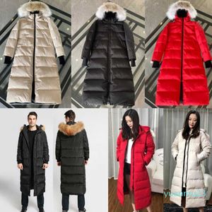 Parkas Designer Winter Puffer Jacket Femme Femme Canadian Mystique Coyote Fur hiver épaissie Femmes Extra Long Hooded Mabet Long Parka Down Veste imperméable