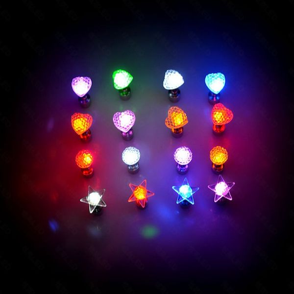 Party Club Gift Favors Forme de coeur Star Circle Fashion Cool Shiny Glowing Led Boucles d'oreilles boucle d'oreille éclairant Studs Light A217266