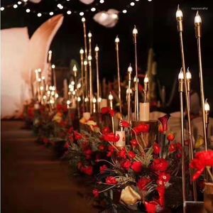 Décoration de fête 10 têtes/5 têtes candélabres en métal bougeoirs table de mariage électrique pièce maîtresse candélabre en plomb de route pour la décoration intérieure