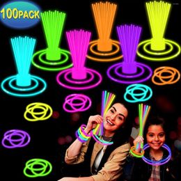 Décoration de fête 100 bâtons de lueur emballe des bracelets éclair