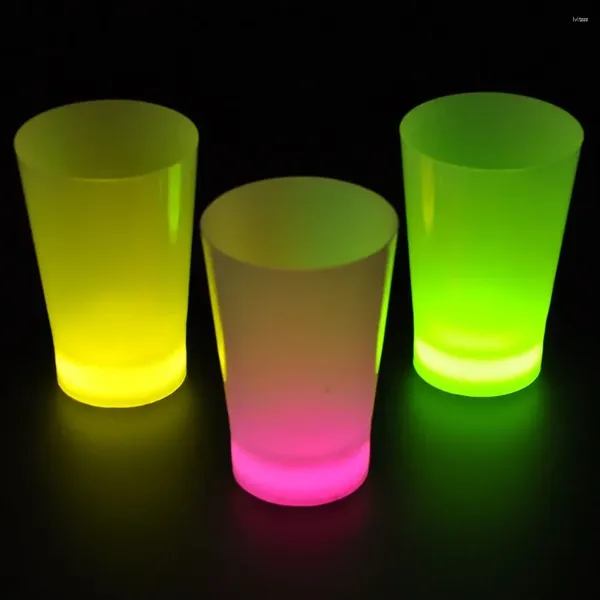 Décoration de fête 10pcs Plastique Glow Stick Coul Couleurs de néons Kids Anniversaire Multi Color Night Event Faven Buan à petite taille Halloween