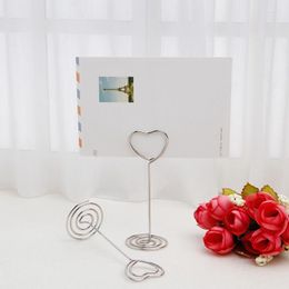 Feestdecoratie 10 stcs bruiloft gunsten plaats kaarthouder tabel po memo naam clips base love hart vorm ornament