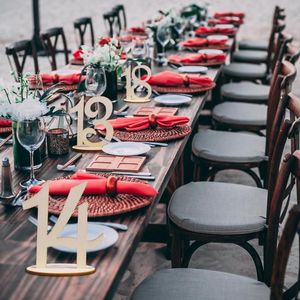 Décoration de fête 10 pièces en bois Table de mariage numéro cartes ornements maison artisanat faire de bois contreplaqué fabrication Carton emballage