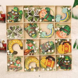 Decoración de fiestas 12/9 PC creative Lucky Green Clover Colgante Decoración del día irlandés Celebrando feliz stand de vacaciones