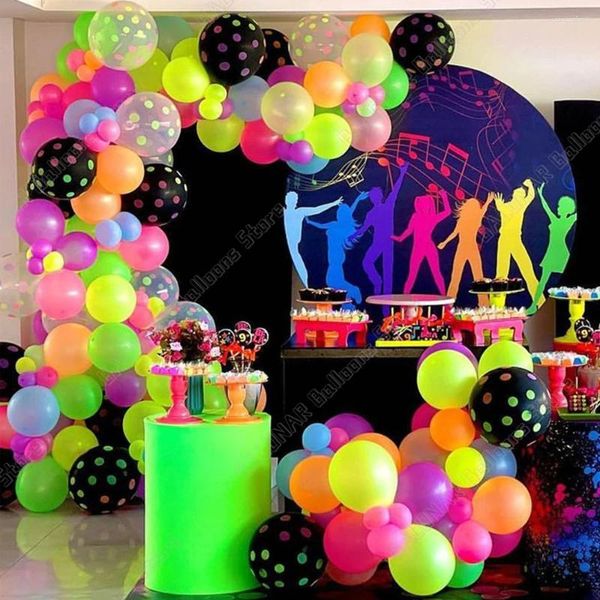 Décoration de fête 127 / 182pcs UV Balloons Glow Glow Garland Arch Kit fluorescent Globos Blacklight Birthday Wedding Decor Baby Shower