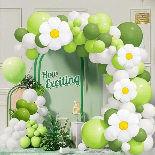 Décoration de fête 139 PCS Petites Daisies Green Ins Fashion Ball Chain Set Summer Fresh Baby Shower Wedding POPS PO
