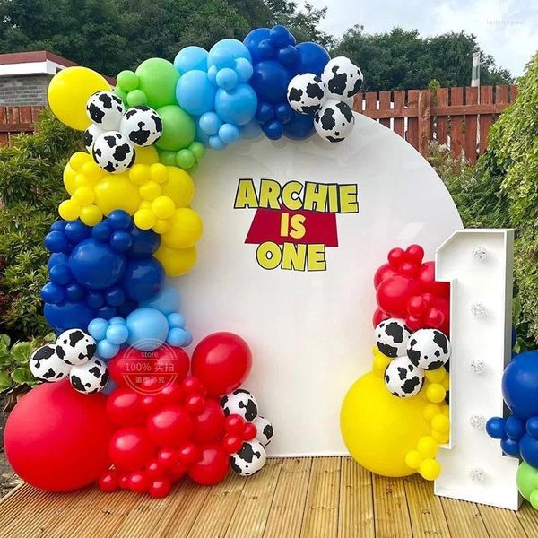 Décoration de fête 151pcs ballons de ferme Garland Arch Cow Animal Animal Backdrop Latex Air Globos Babos Shower Kids Supplies