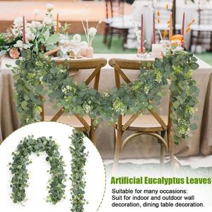 Party Decoratie 180 cm kunstmatige eucalyptus wijnstok bladeren groene slingers met witte bloemenbessen voor trouwhuis r8x7