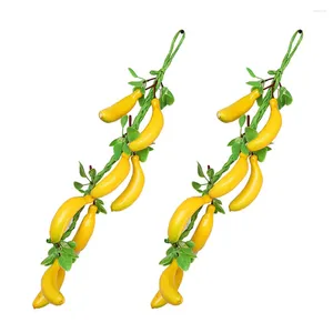 Décoration de fête 2 pcs Fruits suspendus cordes de banane simulées Banana Toy Toy réaliste réaliste artisanat