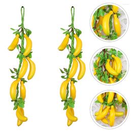 Décoration de fête 2 pcs simulées banane pelures suspendues décorations de fruits ornés ornement décoraciones domestiques domestiques