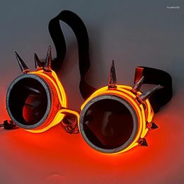 Décoration de fête 2024 Style Steampunk Lunettes de mode Neon Light clignotant dans la boîte de nuit LED pour Halloween