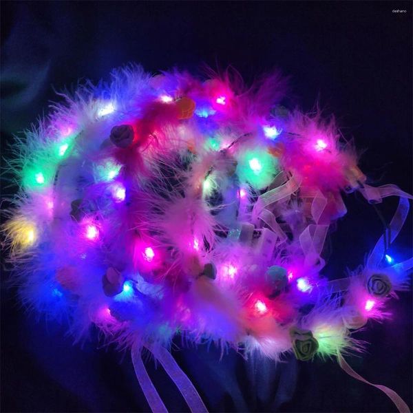 Decoración de fiestas 20pcs LED LIGHT Feather Diadema Diente de cabeza Garra Garland Crown Rose Mujeres Luminoso Suministros de sombreros