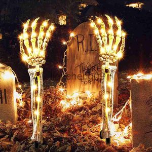 Feestdecoratie 2 stuks Halloween Decoratie Skelet Armen Hand Stakes Lamp 8 Modi Timer Waterdicht Buiten Tuinfeest Licht Up Beeldje Batterij x0905