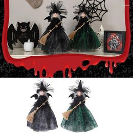 Decoración de fiestas 2pcs/set elegantes decoraciones de brujas de Halloween adorno de pie misterioso con escoba de vestimenta de telaraña y sombrero