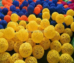 Décoration de fête 3CM 20PCS / LOT Sepak Takraw Ball RATTAN RIDEAU DEC Festival Charme Personnel Pendentif Maison