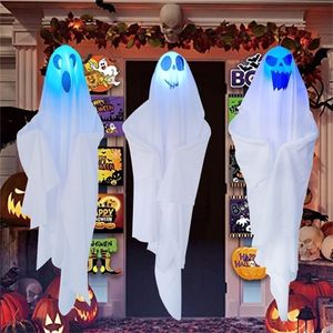 Décoration de fête 3pcs Halloween Ghost Décorations suspendues Halloween Suspendu Light Up White Flying Ghosts 27,5 pouces Arbre Fenêtre Mur Ornement Effrayant 220908