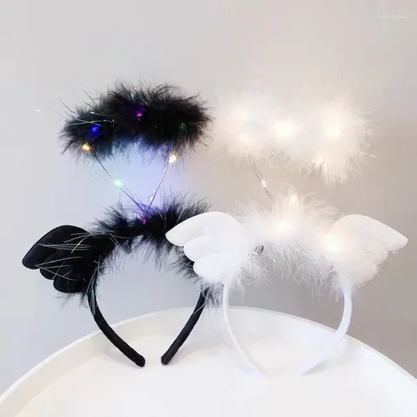 Decoración de fiestas 3pcs LED Angel Feather Feather Dadandas Alas Coronas Luminoso Glow in the Dark Festa Bedding Birthday Suministros