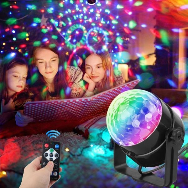Décoration de fête 3W coloré son activé lampe boule disco LED lumières de scène RGB laser projecteur lumière fournitures de Noël cadeaux pour enfants