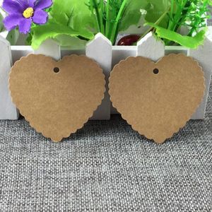 Decoración de fiesta 6,5 x 6 cm Papel Kraft Marca en forma de corazón Dibujar a mano Etiqueta de cartón Ropa Etiquetas de ropa Palabras Tarjeta de identificación en blanco 400 Unids / lote