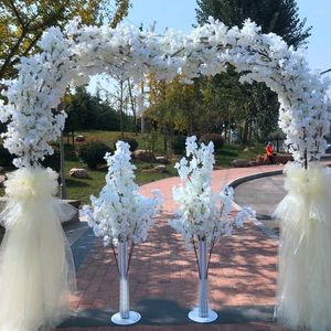 Feestdecoratie blauw gesimuleerde kersen bloesem brusse bruiloft boog decoratieve tuin achtergrond ijzerstand bloem frame huwelijk diy diy