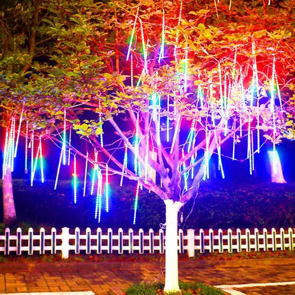 Décoration de fête Décorations de Noël Pluie de météores Guirlandes lumineuses à LED Décoration d'arbre de jardin de rue En plein air Fée du Nouvel An Navidad 231025