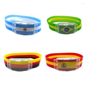 Feestdecoratie schattige nationale vlag led armband glow horloge siliconen polsbandje 2023 wereldkop