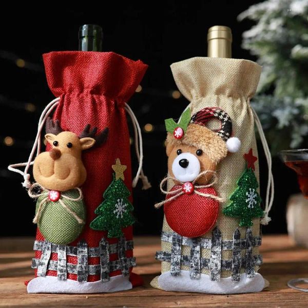 Party Decoration Sac à cordon de vins Christmas avec festif Santa Claus Reindeer Snowman Bear pour les vacances