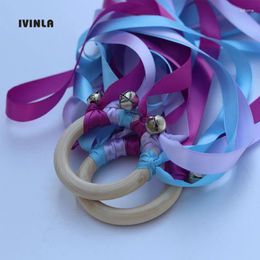 Party Decoration est 20 pièces / lot Blue et Purple Wooden Ring Waldorf Ribbon Hand Kite Toy Swirl Stremers Me Birtyday Favors
