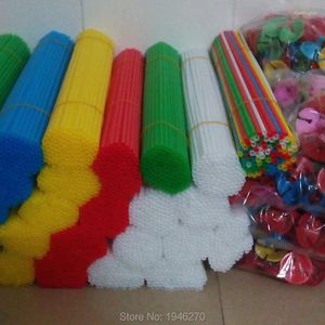 Feestdecoratie Gratis 100 sets 40 cm lange stokken en kopjes / ballonhouder / plastic staven voor latex ballon klassiek speelgoed kinderen bulkverkoop