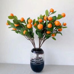 Feestdecoratie fruit kunstmatige mandarijntakken bloem rekwisieten kumquat simulatie oranje 63 cm groen bladeren kunst schilderen thuis decor