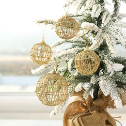 Decoración de fiesta, colgantes de bolas de Navidad con tejido de hierro dorado, 3/6 Uds., bolas huecas, adornos colgantes de árbol de Navidad, adornos creativos de Navidad