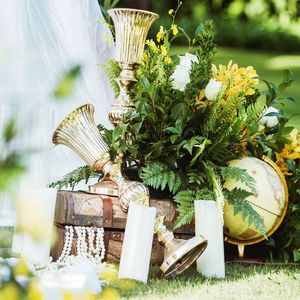Décoration de fête Vase doré Pot de Table en métal fleur route plomb Table de mariage pièce maîtresse Vases à fleurs pour la maison
